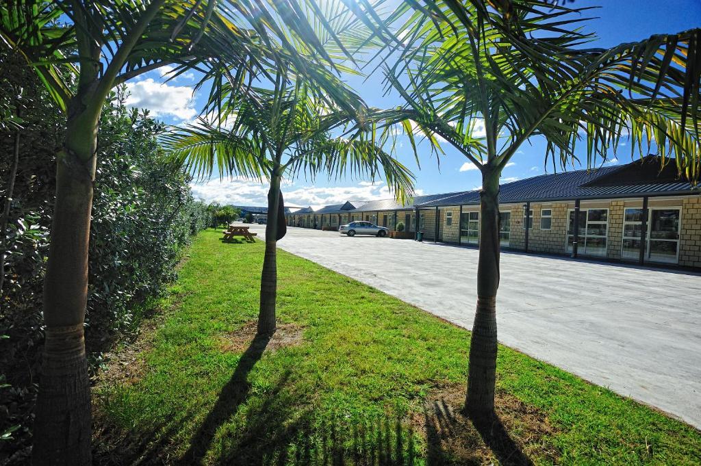 Captain Cook Motor Lodge Gisborne Exterior photo